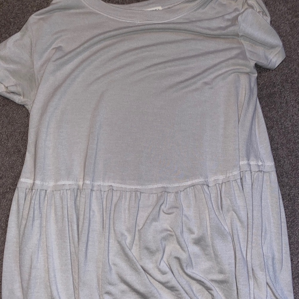 Urban outfitters shirt sleeve